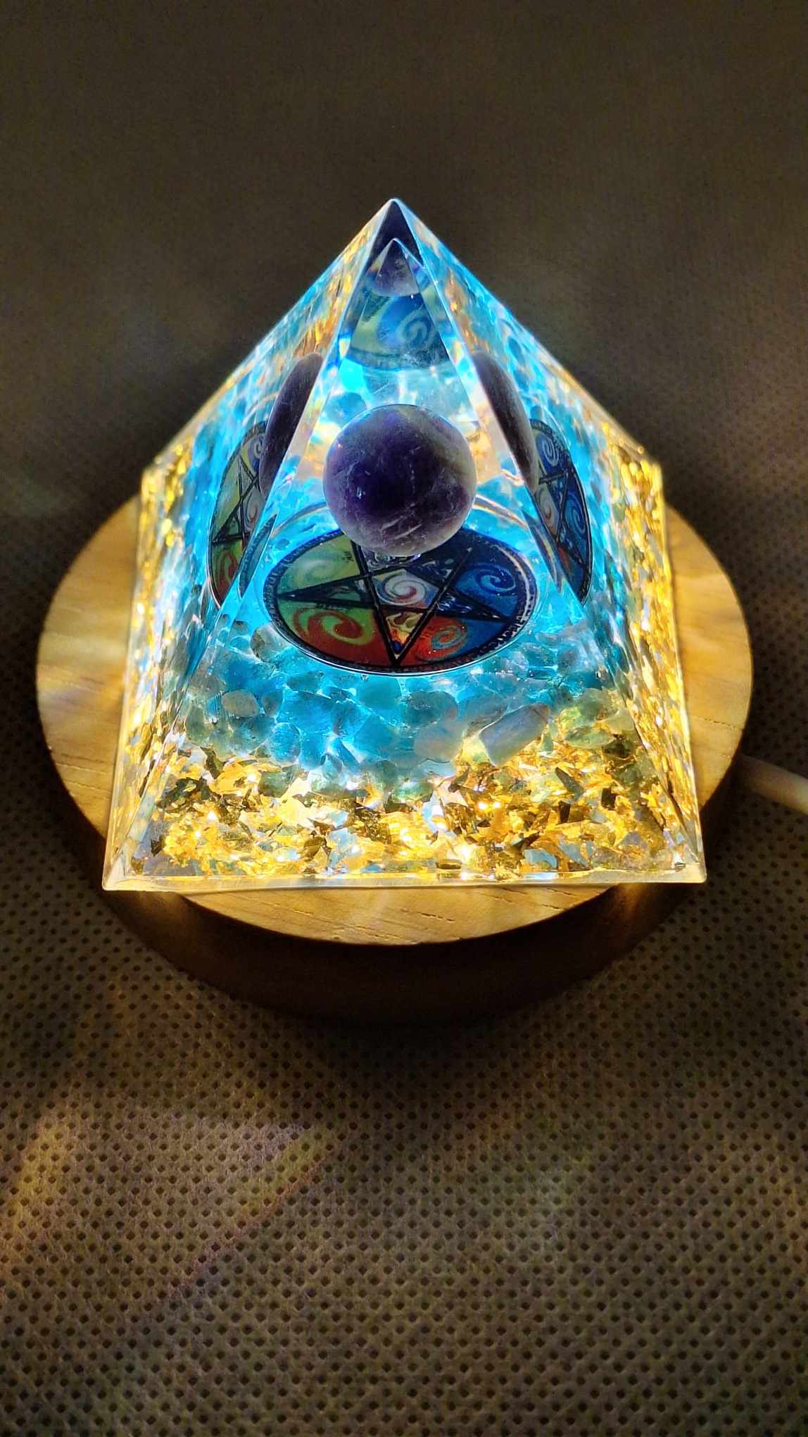 Amethyst Obsidian Pyramid for Energy Healing - Epic Entertainers