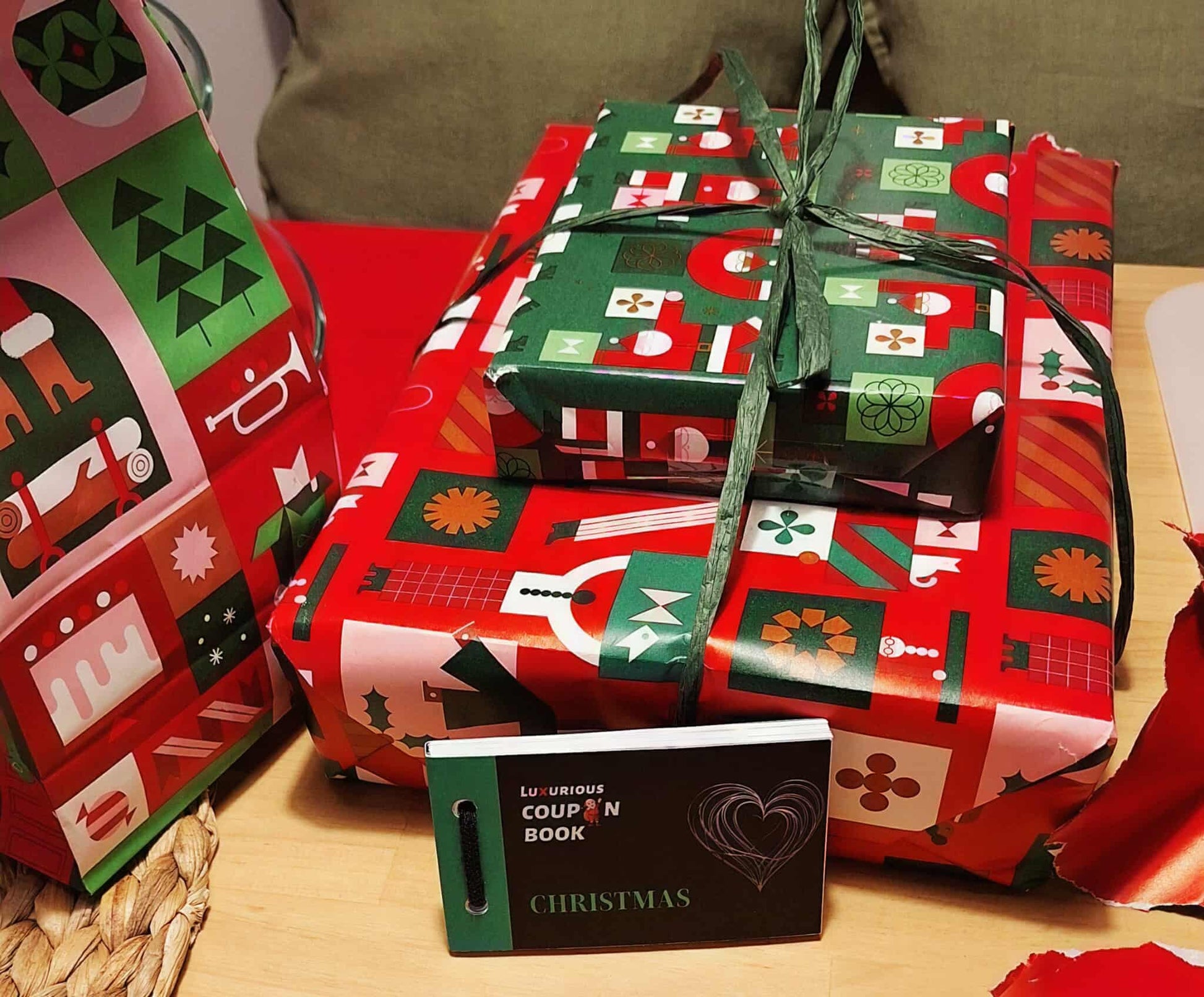 Holiday-Ready Gift Packaging