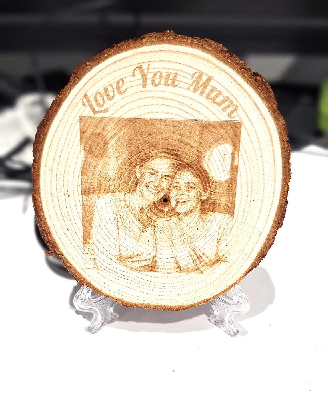 Mother's Day Gift - Laser Engraved Round Plaque - Custom Wood Mum Present - Epic Entertainers
